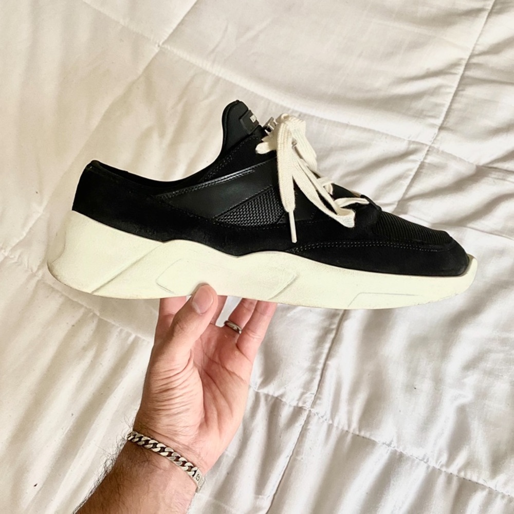 FOG ESSENTIALS BACKLESS RUNNERS🔥